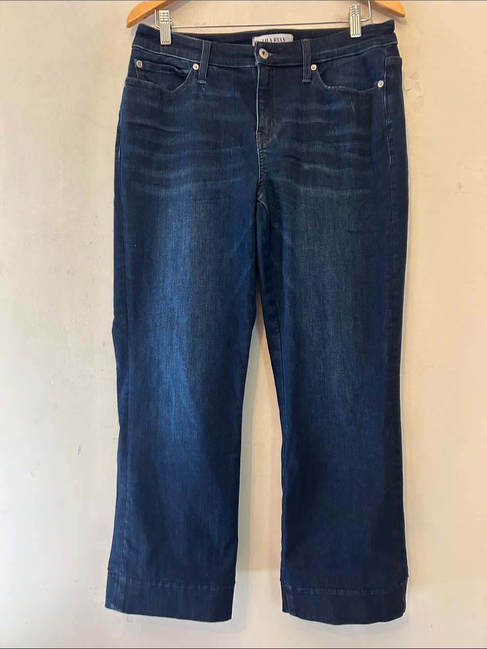 LILA RYAN Dark Navy Straight mid rise ankle Jean The Ava Size 32 EUC - Picture 2 of 9